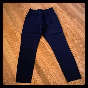 Lululemon On the Fly 7/8 Pant (woven)